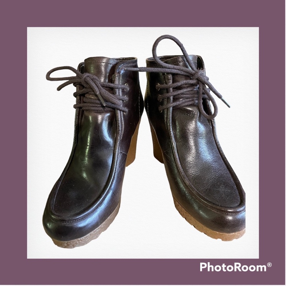 Michael Kors Bootie - Picture 2 of 13